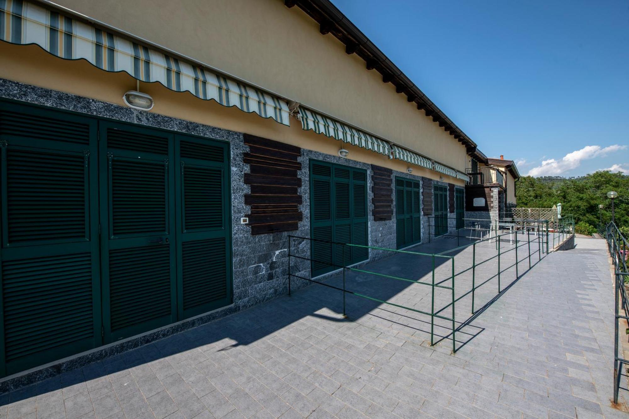 211 - Appartamento Acacia, Terrazza Giardino E Piscina Carro Exterior foto